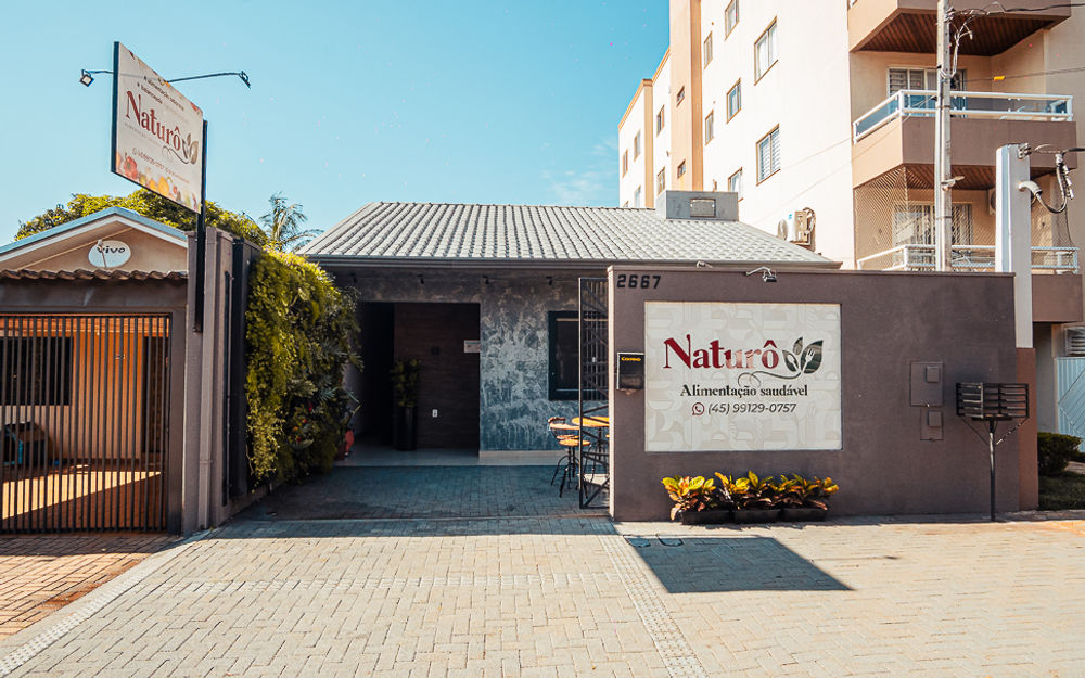 Fachada da Naturô Alimentação Saudável em Cascavel